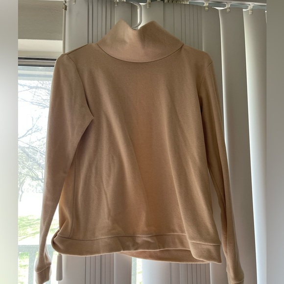 Dudley Stevens Beige Turtleneck Fleece sweater - Picture 1 of 1